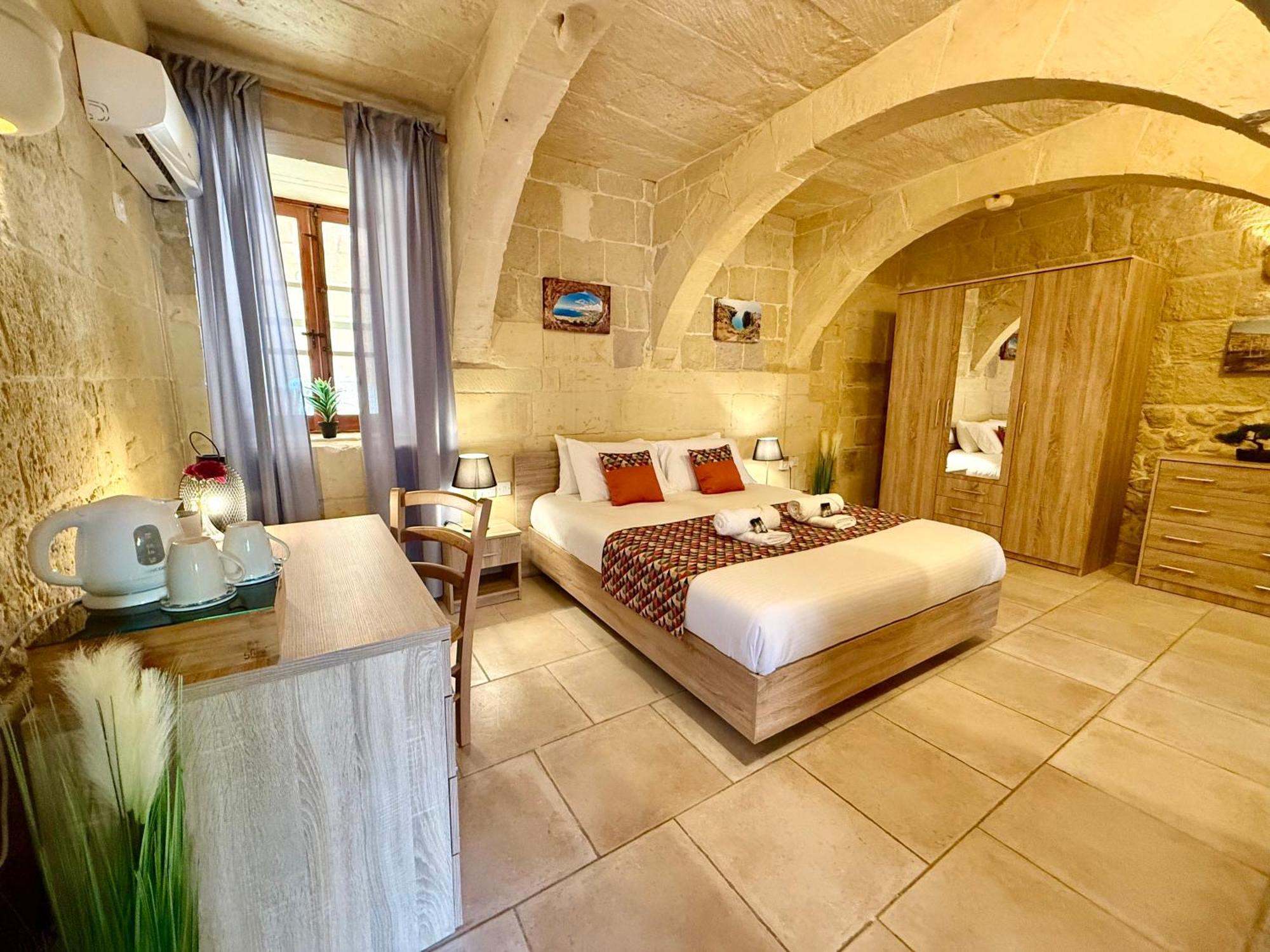 Ta' Matmura B&B Gharb  Exterior photo
